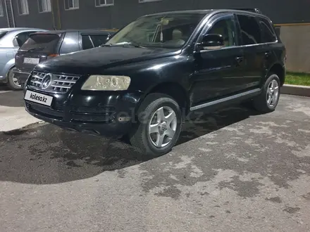 Volkswagen Touareg 2004 года за 3 500 000 тг. в Шымкент – фото 5