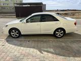 Toyota Camry 2005 года за 6 100 000 тг. в Актау – фото 3