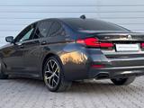 BMW 530 XDrive 2022 года за 26 350 000 тг. в Астана – фото 3