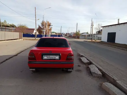 Nissan Sunny 1992 года за 1 000 000 тг. в Актобе – фото 3