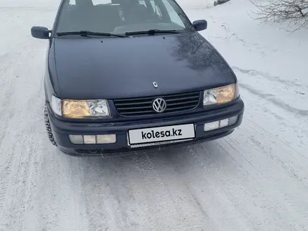 Volkswagen Passat 1993 года за 1 800 000 тг. в Караганда