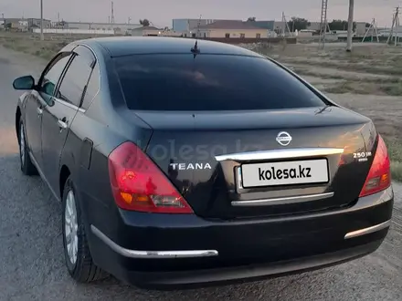 Nissan Teana 2006 года за 3 100 000 тг. в Атырау – фото 4