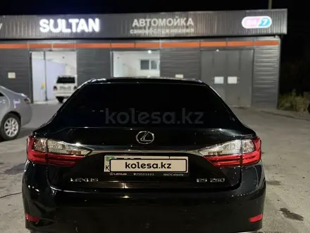 Lexus ES 250 2015 года за 13 900 000 тг. в Алматы – фото 4