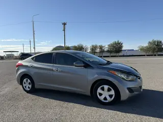 Hyundai Elantra, 2012
