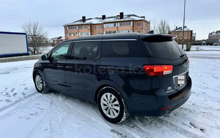 Kia Carnival 2015 года за 7 000 000 тг. в Актобе