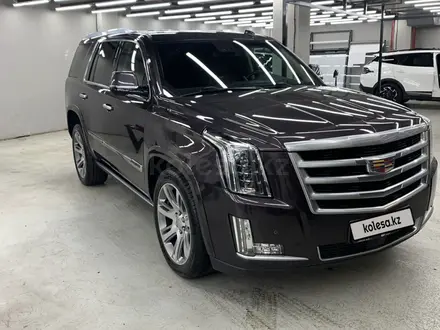 Cadillac Escalade 2017 года за 16 000 000 тг. в Астана