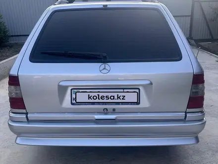 Mercedes-Benz E 320 1992 года за 3 500 000 тг. в Алматы – фото 7