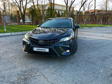 Toyota Camry 2018 года за 11 000 000 тг. в Тараз – фото 7