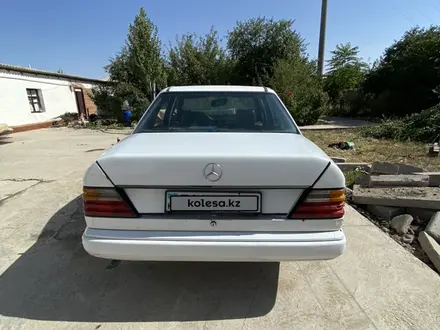 Mercedes-Benz E 200 1989 года за 700 000 тг. в Шымкент – фото 6