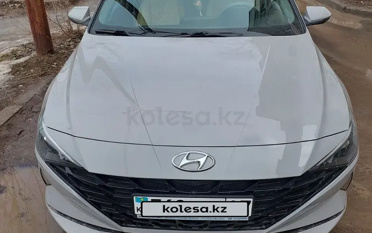 Hyundai Elantra 2021 года за 9 200 000 тг. в Уральск