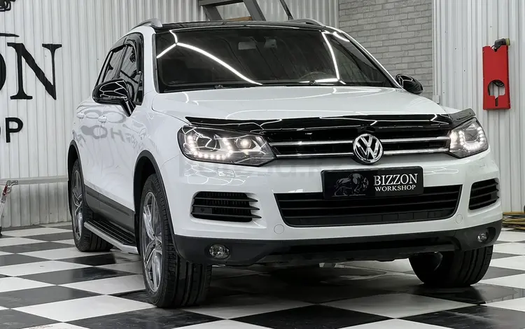Volkswagen Touareg 2015 года за 13 999 999 тг. в Астана