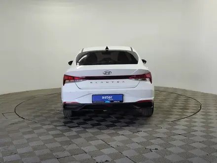 Hyundai Elantra 2022 года за 6 440 000 тг. в Алматы – фото 6