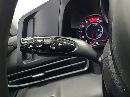 Hyundai Elantra 2022 года за 6 440 000 тг. в Алматы – фото 24