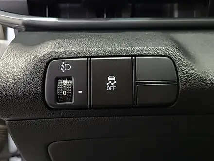 Hyundai Elantra 2022 года за 6 440 000 тг. в Алматы – фото 26