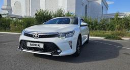 Toyota Camry 2017 годаүшін11 600 000 тг. в Астана – фото 2