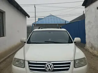 Volkswagen Touareg, 2003