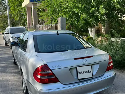 Mercedes-Benz E 320 2002 года за 5 300 000 тг. в Актау – фото 3