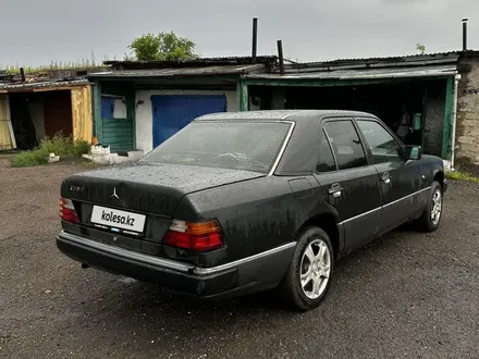 Mercedes-Benz E 200 1993 года за 1 500 000 тг. в Караганда – фото 3