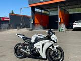 Honda  CBR 1000 RR/RA Fireblade 2008 годаүшін3 400 000 тг. в Алматы – фото 4