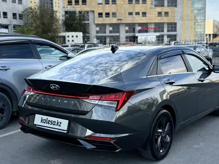 Hyundai Elantra 2021 года за 9 500 000 тг. в Актау – фото 14