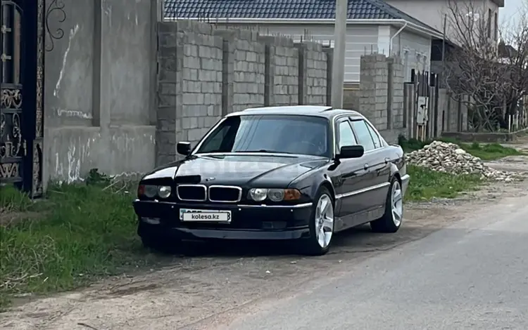 BMW 740 1995 годаүшін3 600 000 тг. в Тараз