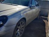 Mercedes-Benz E 240 2003 года за 5 300 000 тг. в Уральск – фото 4