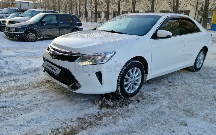 Toyota Camry 2015 годаfor10 600 000 тг. в Астана