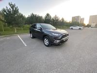 Toyota RAV4 2020 года за 13 900 000 тг. в Шымкент