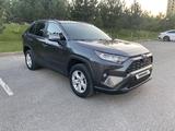 Toyota RAV4 2020 года за 14 100 000 тг. в Шымкент – фото 4