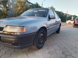 Opel Vectra 1993 годаfor890 000 тг. в Караганда