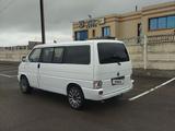 Volkswagen Caravelle 1993 года за 3 500 000 тг. в Караганда – фото 5