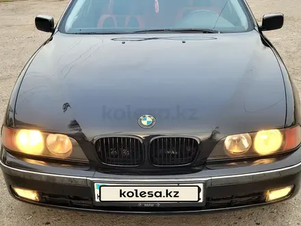 BMW 520 1999 года за 3 600 000 тг. в Алматы – фото 9