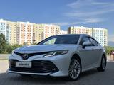 Toyota Camry 2020 года за 13 500 000 тг. в Алматы – фото 3