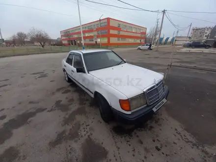 Mercedes-Benz E 230 1988 года за 700 000 тг. в Кызылорда