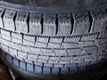 Диски с зимними шинами за 50 000 тг. в Алтай – фото 5