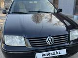 Volkswagen Bora 2002 года за 2 500 000 тг. в Алматы – фото 2