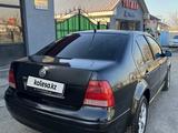 Volkswagen Bora 2002 года за 2 500 000 тг. в Алматы – фото 4
