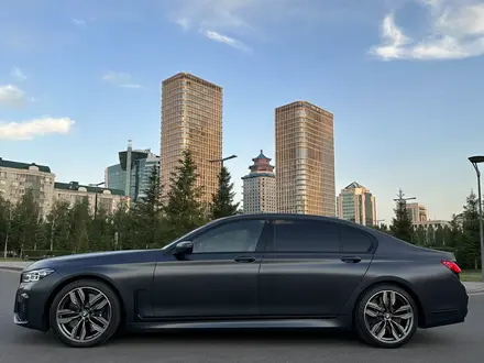 BMW 760 2019 года за 69 000 000 тг. в Астана – фото 6
