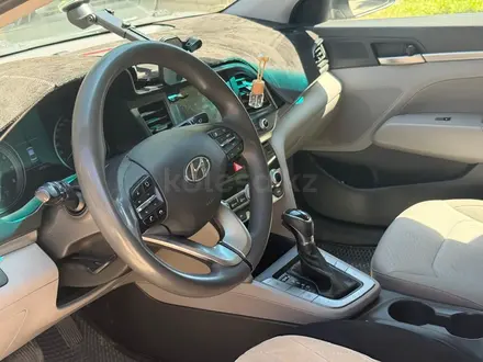 Hyundai Elantra 2020 года за 7 200 000 тг. в Тараз – фото 13