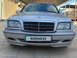 Mercedes-Benz C 200 1998 года за 3 300 000 тг. в Жанаозен