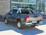 Toyota Hilux 2016 года за 12 990 000 тг. в Костанай – фото 2