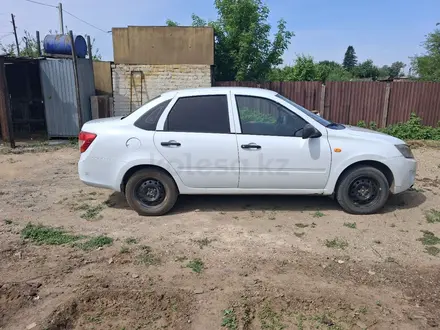 ВАЗ (Lada) Granta 2190 2014 года за 2 200 000 тг. в Семей – фото 3