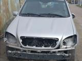 Mercedes-Benz ML 320 2002 годаүшін2 100 000 тг. в Экибастуз – фото 2