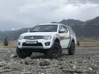 Mitsubishi L200