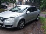 Volkswagen Jetta 2008 года за 2 000 000 тг. в Тараз