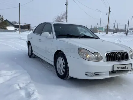 Hyundai Sonata 2001 года за 2 600 000 тг. в Караганда – фото 2