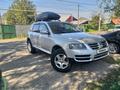 Volkswagen Touareg 2006 года за 5 500 000 тг. в Алматы