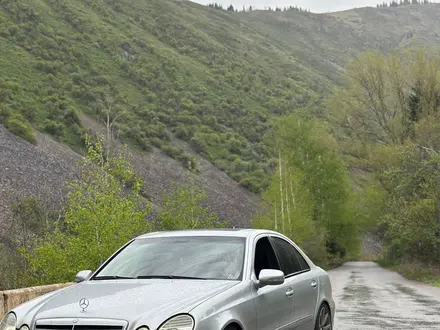 Mercedes-Benz E 55 AMG 2006 года за 8 000 000 тг. в Алматы – фото 3