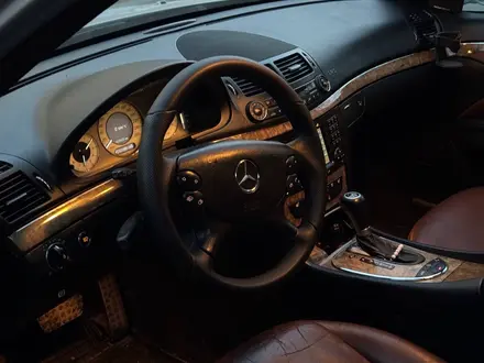 Mercedes-Benz E 55 AMG 2006 года за 8 000 000 тг. в Алматы – фото 6