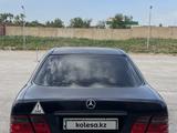 Mercedes-Benz E 280 1996 года за 2 400 000 тг. в Шымкент – фото 4
